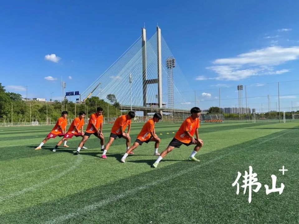 爱游戏官网-窗口期体能课后,尼斯迎来里程碑备战西甲,信心回归,阵容厚度经受考验的简单介绍